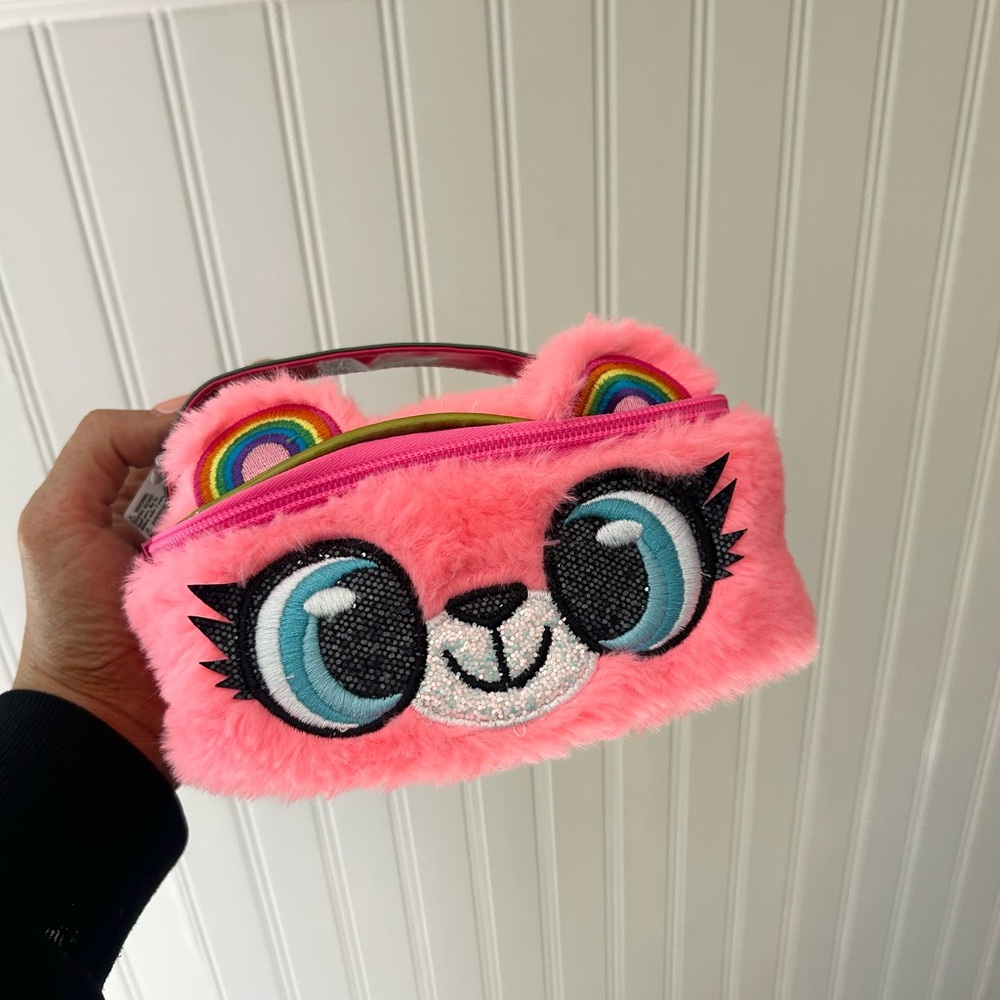 ⭐️ NEW Claire's Pink Furry Animal Pouch Bag Rainbow Ears iridescent